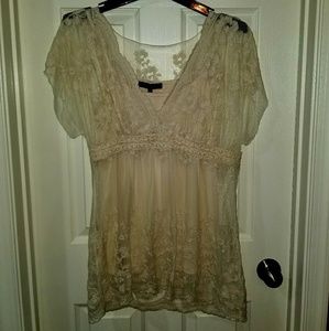 Junior's Lace top